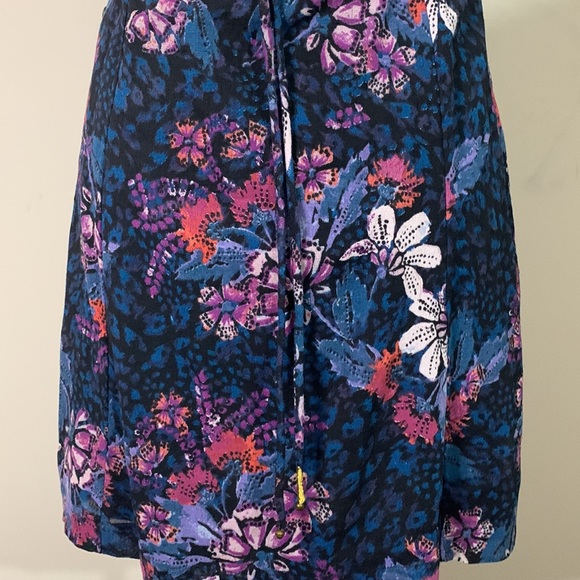 Josie Deep V Mini Dress Size: M NWOT - Picture 11 of 16